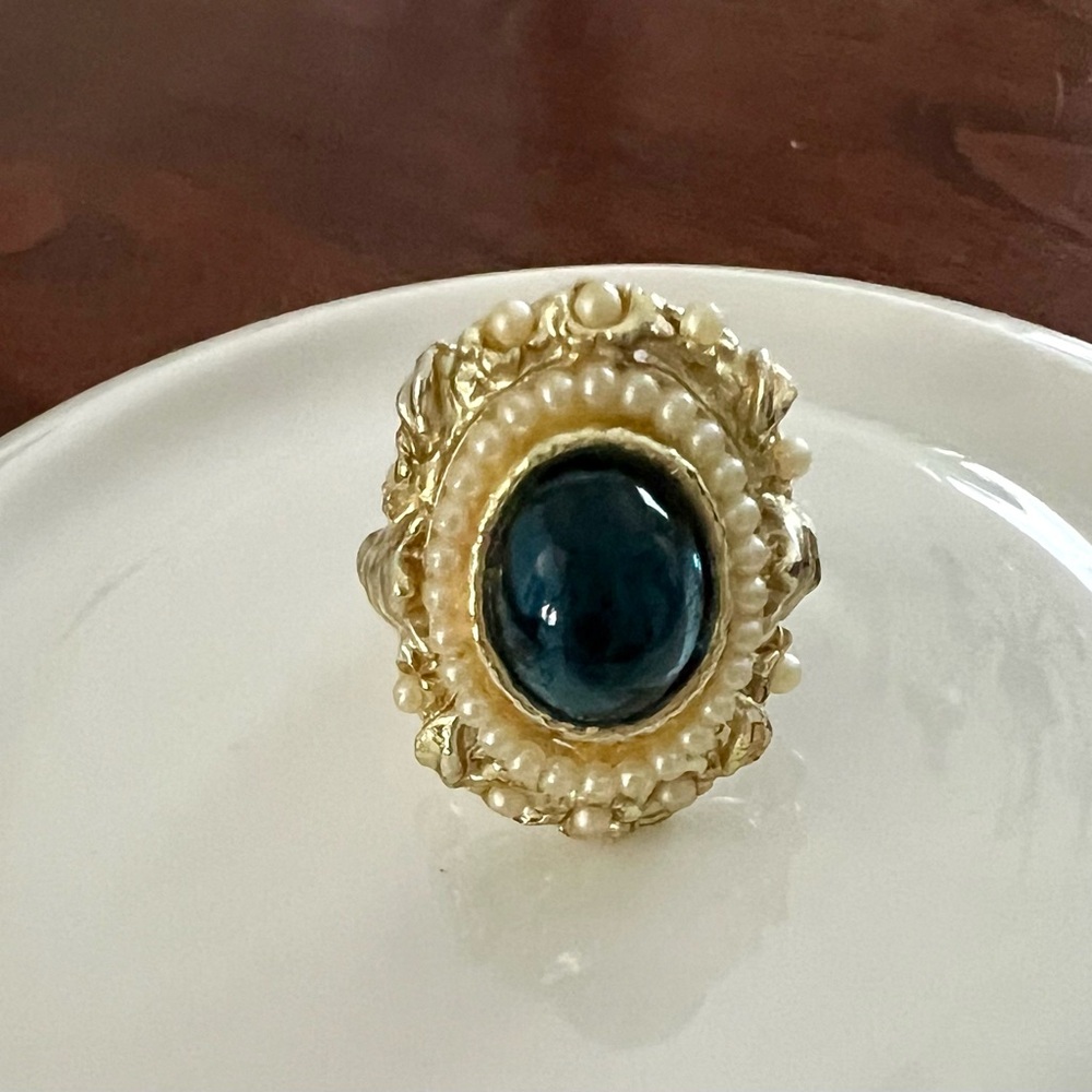 Elegant Gold and Blue Pearl Ring